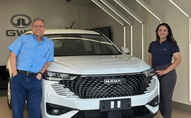 Em Cacoal/RO, na concessionária GWM MEGA MOTORS da GWM linha eletrificada mais completa e sustentável do mercado, o juiz de direito WILSON SOARES GAMA de Pimenta Bueno, retirou seu maravilhoso GWM HAVAL H6 HEV ONE