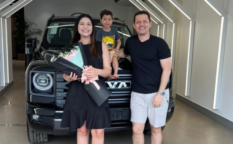 Em Cacoal/RO, na GWM Mega Motors a advogada Camila Fonseca Queiroz Bisconsin e seu esposo empresário Tiago Bisconsin retirou seu maravilhoso HAVAL H9 um SUV de 7 lugares 
