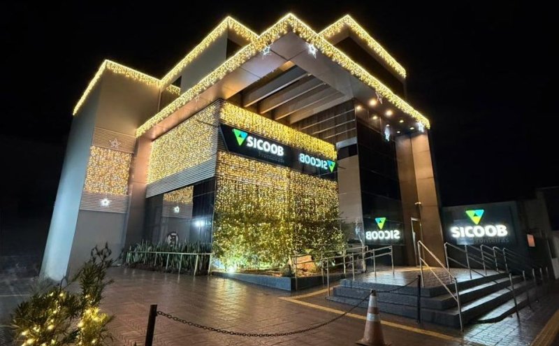 FELIZ NATAL 2025 – SICOOB FRONTEIRAS  Nascida em Cacoal/RO, foi a primeira cooperativa de crédito fundada no município